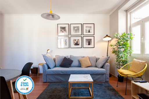Restauradores by Central Hill Apartments - Vacation Rentals in Lisbon