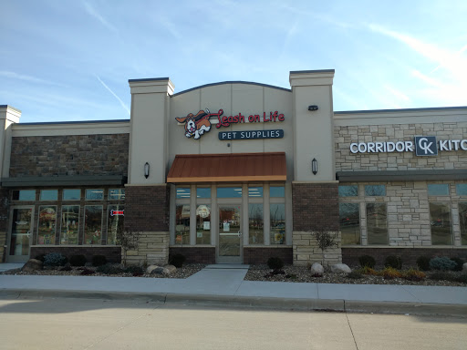 Leash on Life, Pet Supplies