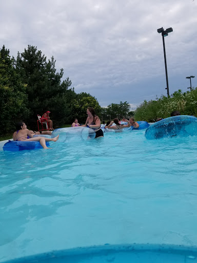 Water Park «Pelican Harbor Indoor/Outdoor Aquatic Park», reviews and photos, 200 S Lindsey Ln, Bolingbrook, IL 60440, USA