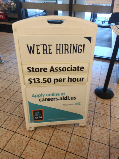 Supermarket «ALDI», reviews and photos, 7905 Golf Rd, Morton Grove, IL 60053, USA