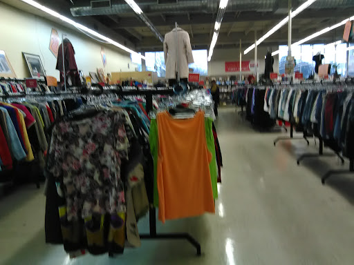 Thrift Store «Thrift Town», reviews and photos, 410 El Camino Ave, Sacramento, CA 95815, USA