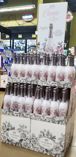 Wine Store «Hudson Wine Co», reviews and photos, 865 Roosevelt Ave, Secaucus, NJ 07094, USA