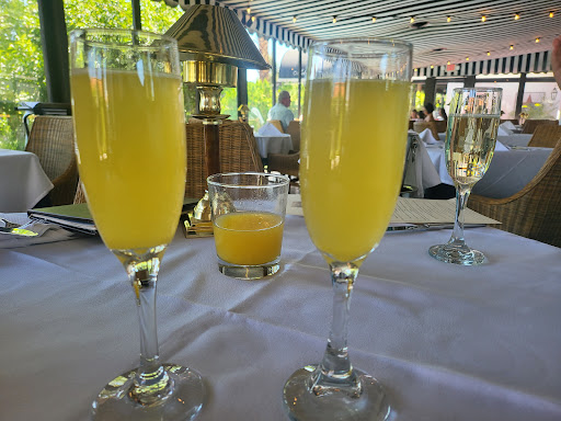 Melvyns Restaurant & Lounge image