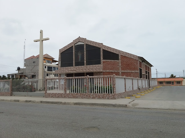 Opiniones de Iglesia Católica Divina Misericordia en Salinas - Iglesia