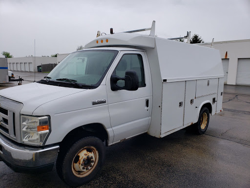 Auto Repair Shop «Roberts Auto Service Inc», reviews and photos, 72 Stone Hill Rd, Oswego, IL 60543, USA