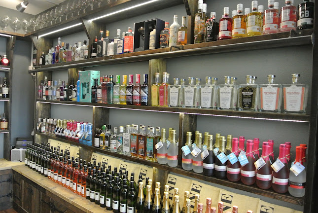 Hamiltons Liquor Cellars - Liquor store