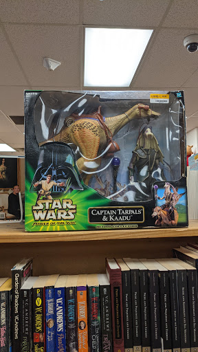 Book Store «Half Price Books», reviews and photos