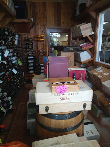 Liquor Store «A1A Fine Wine & Spirits», reviews and photos, 6231 Pga Blvd # 106, Palm Beach Gardens, FL 33418, USA
