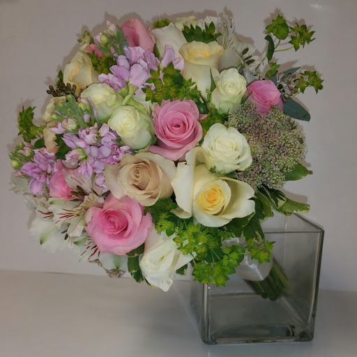 Florist «Artistic East Orlando Florist», reviews and photos, 9906 E Colonial Dr, Orlando, FL 32817, USA