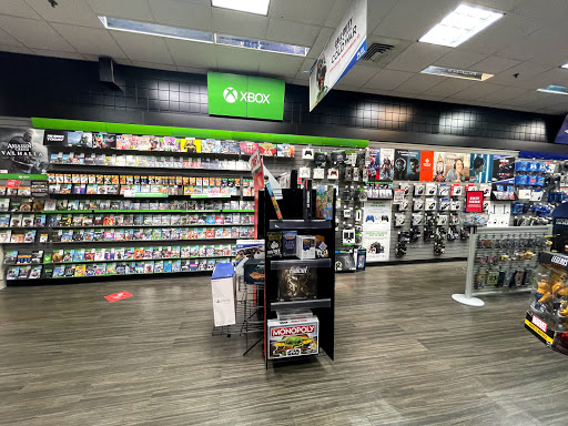 GameStop, 184 W Farms Mall, Farmington, CT 06032, USA, 