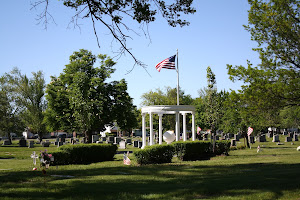 Elmlawn Memorial Park