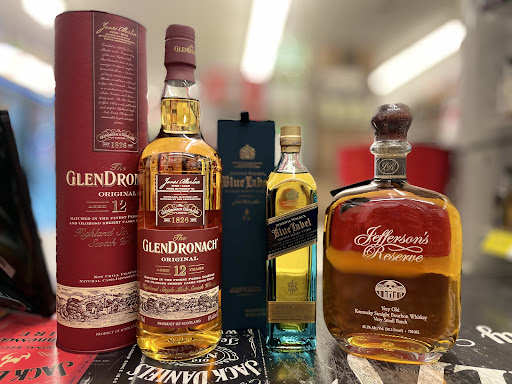 Liquor Store «Silver Run Liquors», reviews and photos, 3957 Littlestown Pike, Westminster, MD 21158, USA