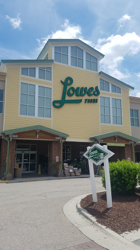 Grocery Store «Lowes Foods on Louisburg Road», reviews and photos, 8440 Louisburg Rd #110, Raleigh, NC 27616, USA