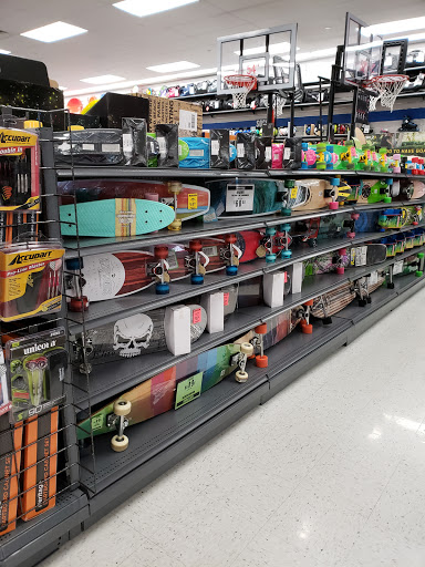 Sporting Goods Store «BIG 5 SPORTING GOODS», reviews and photos, 2421 W Rosecrans Ave, Gardena, CA 90249, USA