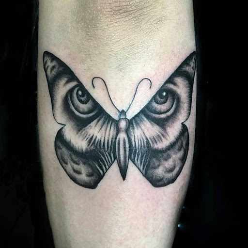 Tattoo Shop «Lucky Drive Tattoo Parlour», reviews and photos, 2228 4th St, San Rafael, CA 94901, USA