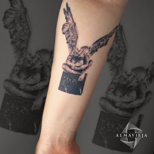 Alma Vieja Estudio de Tatuajes