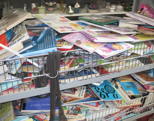 Thrift Store «Village Discount Outlet Store 03», reviews and photos, 2032 N Milwaukee Ave, Chicago, IL 60647, USA