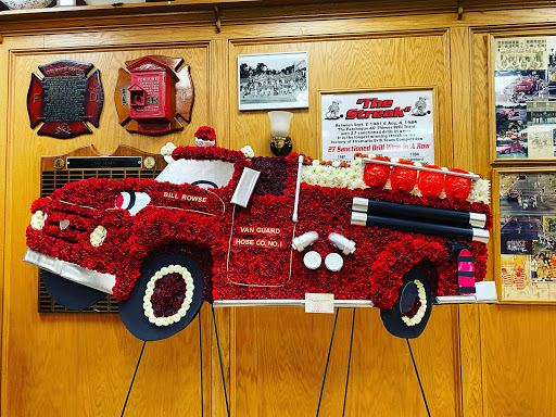 Florist «Tall Tree Floral Designs», reviews and photos, 143 Medford Ave, Patchogue, NY 11772, USA