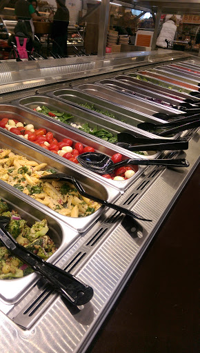 Grocery Store «Fresh Thyme Farmers Market - Omaha», reviews and photos, 14949 Evans Plaza, Omaha, NE 68116, USA