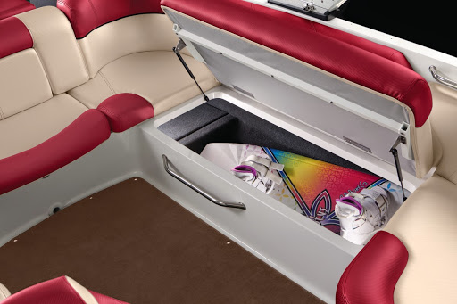 Boat Dealer «Norcal MasterCraft Discovery Bay Mall - Showroom / ProShop», reviews and photos, 1520 Discovery Bay Blvd #200, Discovery Bay, CA 94505, USA