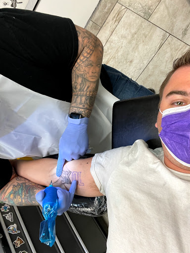 Tattoo Shop «Electric Dragonland», reviews and photos, 923 Mainstreet, Hopkins, MN 55343, USA