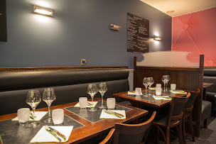 Photo n°60 de Parfum Poivre à Granville ()