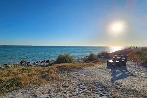 1st ave beach access image