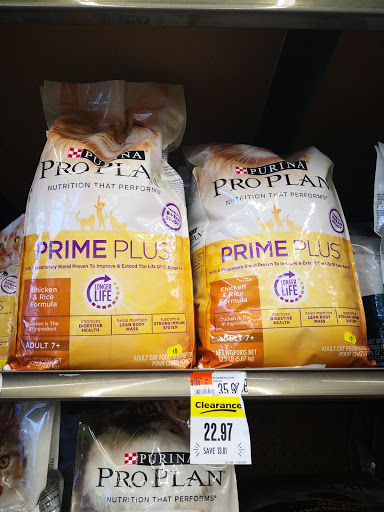 Pet Supply Store «Pet Supplies Plus», reviews and photos, 494 Westgate Dr, Brockton, MA 02301, USA