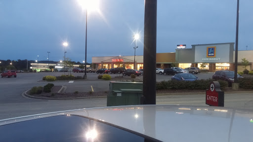 Supermarket «ALDI», reviews and photos, 2810 Mountaineer Blvd, Charleston, WV 25309, USA