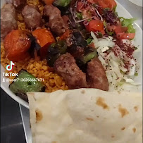 Kebab du Restaurant de grillades Meat et grill à Villiers-le-Bel - n°3