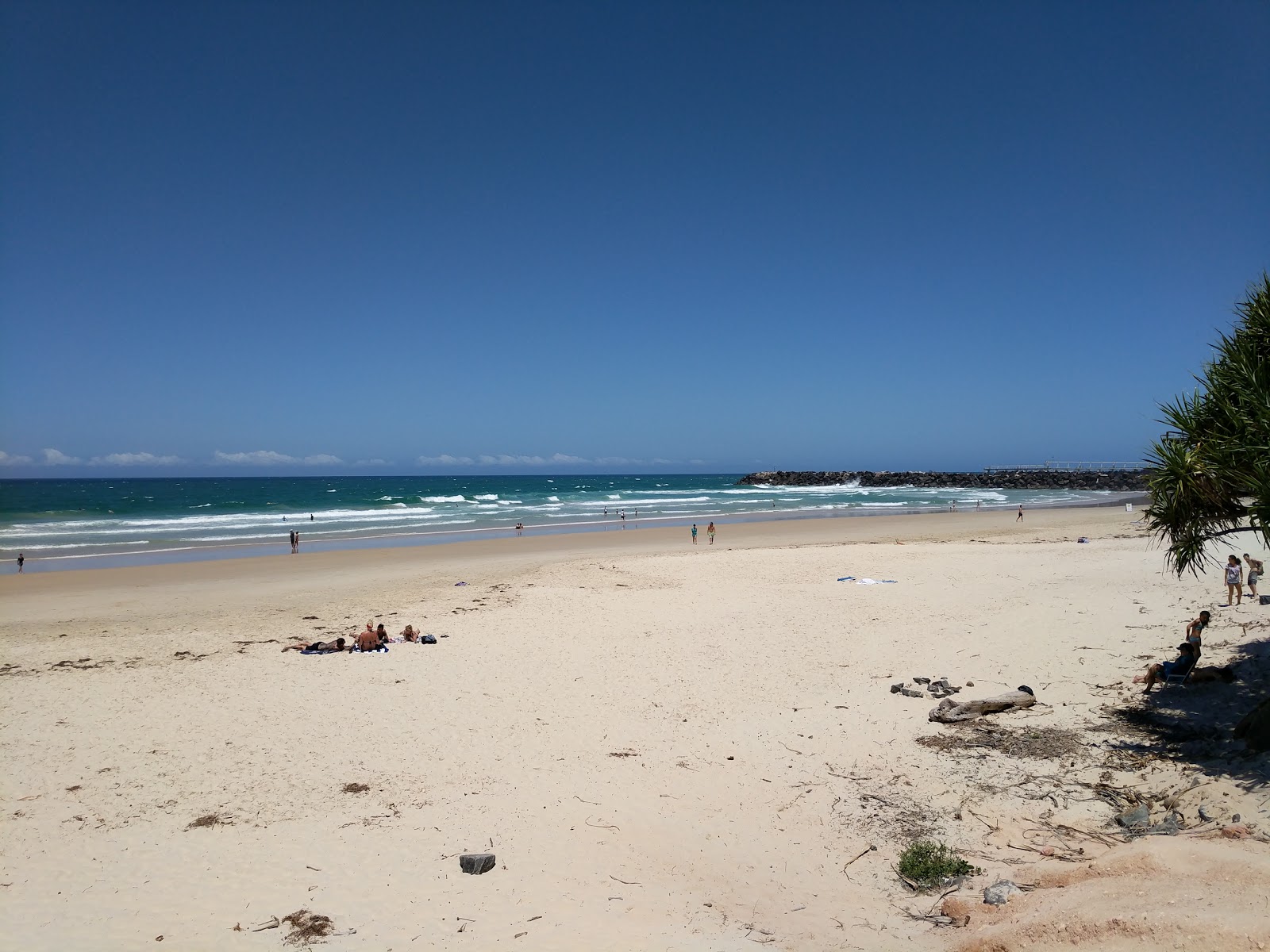 Foto af Duranbah Beach med høj niveau af renlighed
