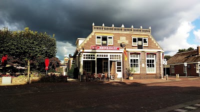Photos of Luning's restaurant and tapas bar