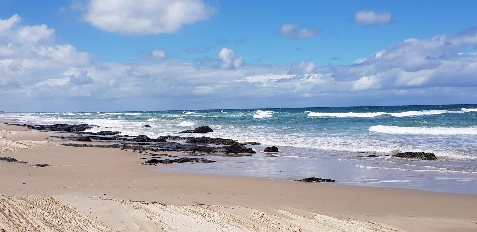 Foto van Broadwater Beach met recht en lang