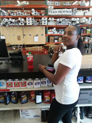 Auto Parts Store «Car Parts Warehouse», reviews and photos, 18525 Miles Rd, Warrensville Heights, OH 44128, USA