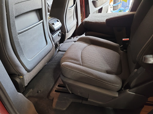 Car Detailing Service «A and A Auto Detailing», reviews and photos, 1018 SW Ankeny Rd, Ankeny, IA 50023, USA