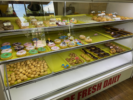 Watters Donuts, 913 W Stacy Rd, Allen, TX 75013, USA, 