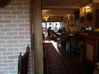 Atmosphère du Café Centre Culturel Franco-Iranien Pouya à Paris - n°9
