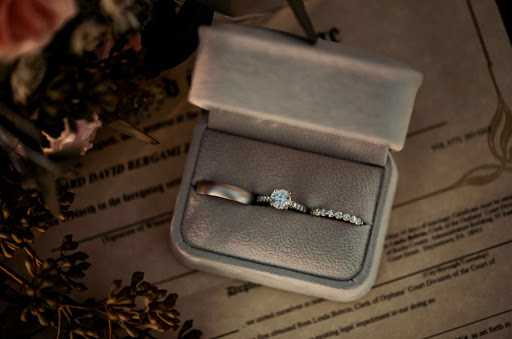 Jewelry Store «Indulgence Jewelers», reviews and photos, 4001 Kennett Pike Suite 130, Greenville, DE 19807, USA