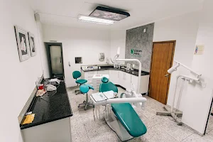 CLÍNICA MELO ODONTOLOGIA - Implantes Dentários, Dentista em Jaú image