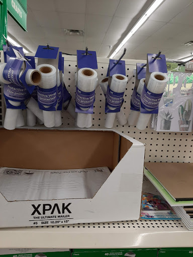 Shopping Mall «Creekside Crossing & Shops», reviews and photos, 404 E Six Forks Rd, Raleigh, NC 27609, USA