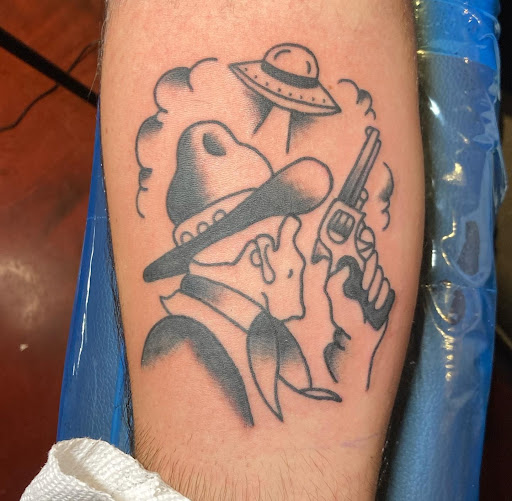 Tattoo Shop «Blood Moon Tattoo Gallery», reviews and photos, 101 N Main St #201, Mansfield, TX 76063, USA