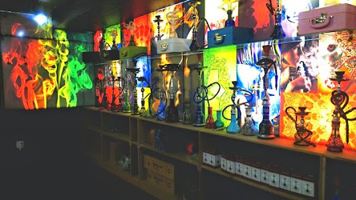 Tobacco Shop «Boston Smoke Shop», reviews and photos, 334 Newbury St, Boston, MA 02115, USA