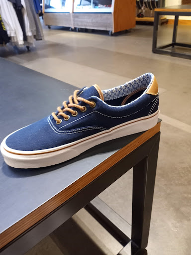 Shoe Store «Vans», reviews and photos, 5232 E 2nd St, Long Beach, CA 90803, USA