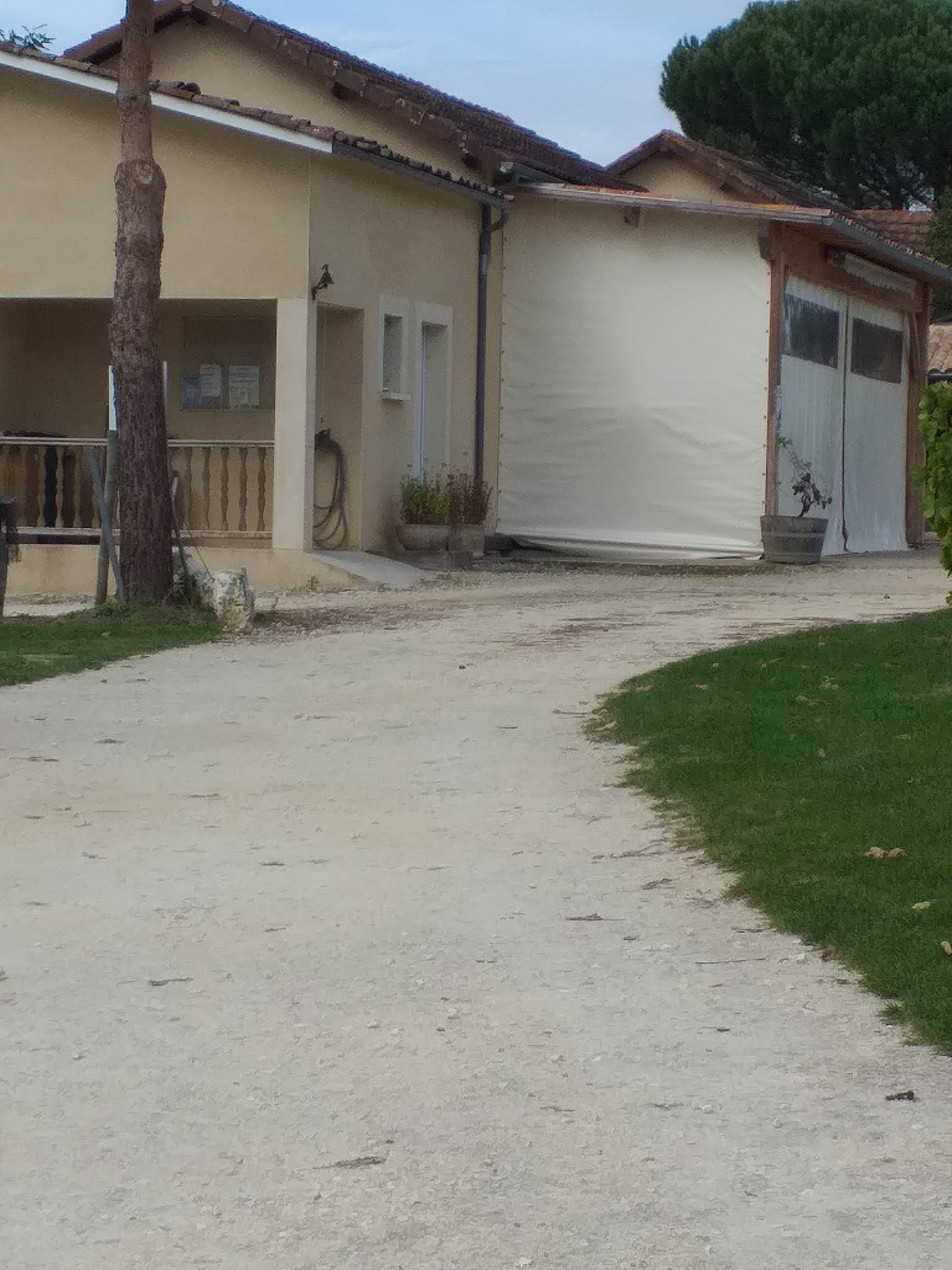Photo n° 6 de l'avis de Jean.a fait le 13/10/2019 à 10:36