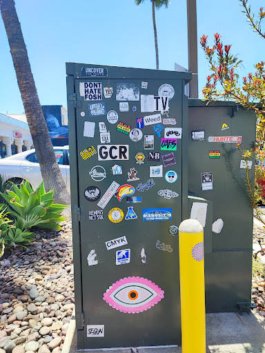 Shopping Mall «Moonlight Plaza Shopping Center», reviews and photos, 315 S Coast Hwy 101, Encinitas, CA 92024, USA