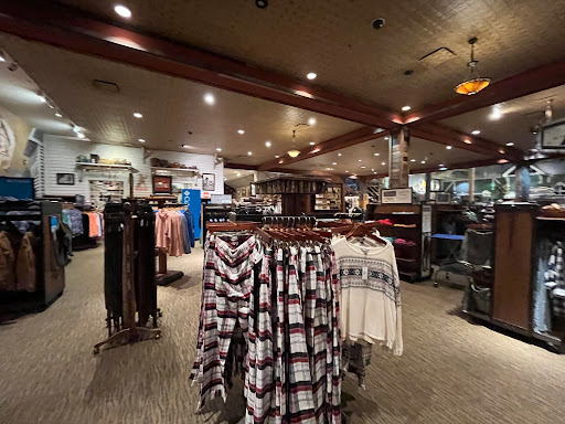 Sporting Goods Store «Bass Pro Shops», reviews and photos, 1000 Basspro Dr, Houston, TX 77047, USA