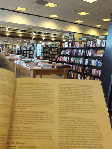 Book Store «Barnes & Noble», reviews and photos, 10500 N 90th St, Scottsdale, AZ 85258, USA