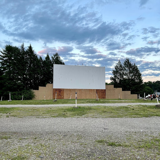 Drive-in Movie Theater «Comet Drive In», reviews and photos, US-119, Connellsville, PA 15425, USA
