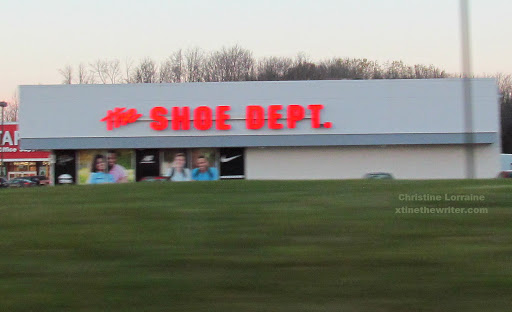 Shoe Store «Shoe Dept.», reviews and photos, 16236 Conneaut Lake Rd, Meadville, PA 16335, USA