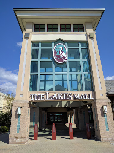 Shopping Mall «The Lakes Mall», reviews and photos, 5600 Harvey St, Muskegon, MI 49444, USA